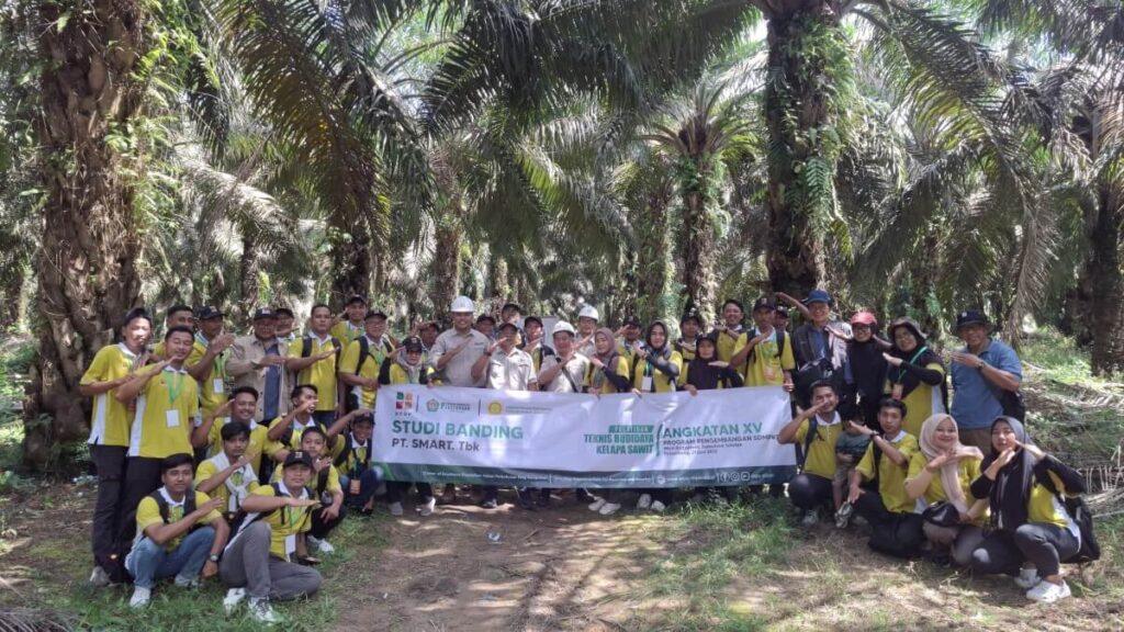 foto bersama peserta pelatihan sdm sawit angkatan xv 1024x576